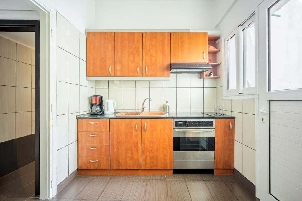 Apartment In The Middle Of Everything Atina Dış mekan fotoğraf